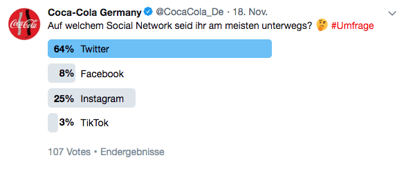 Umfrage auf dem Twitter Profil von Coca-Cola